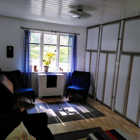 Laegenhet Naturnaera I Henån Eksteriør bilde